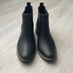 EUC Kate Spade New York's Star Chelsea-style boots size 10